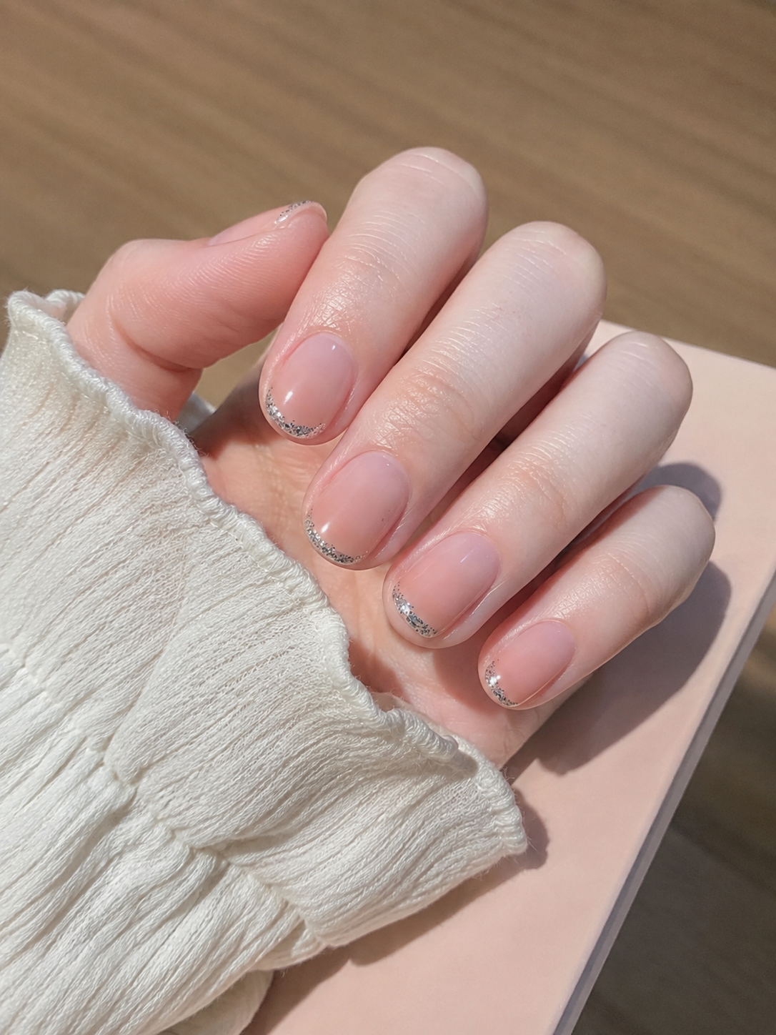 24Pcs Short Square White Ombre French Glitter Press-On Nails