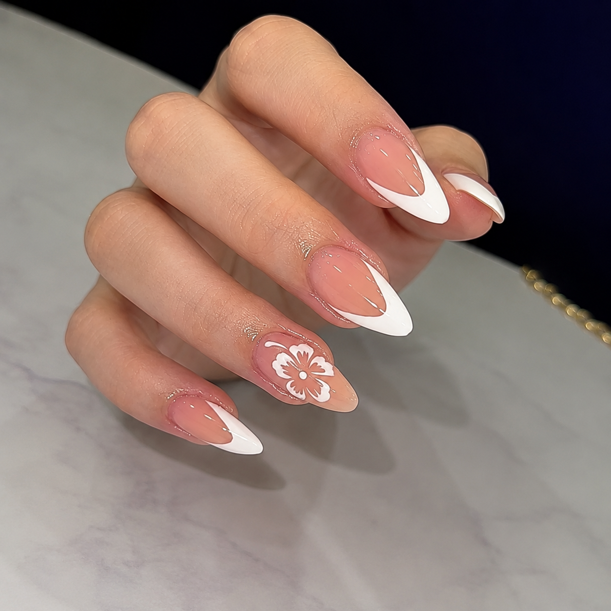 RikView Medium Almond Press-On Nails – Glossy White French Tips, 24 Pcs